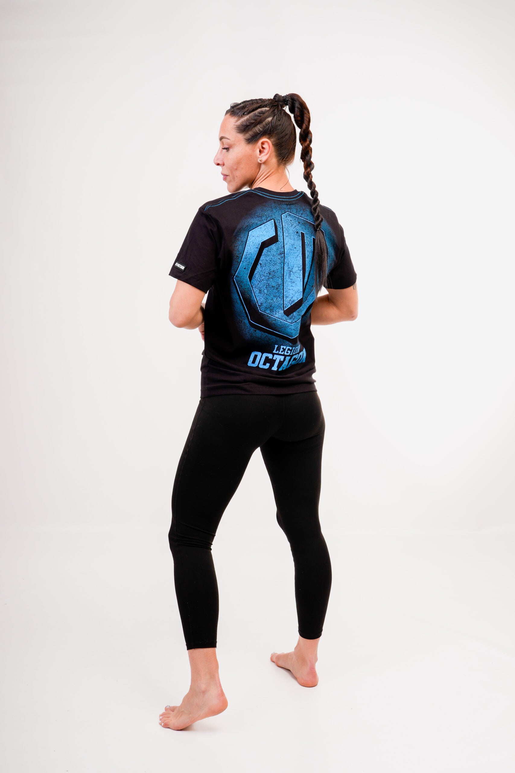 Camiseta Conquest - Negra/Azul
